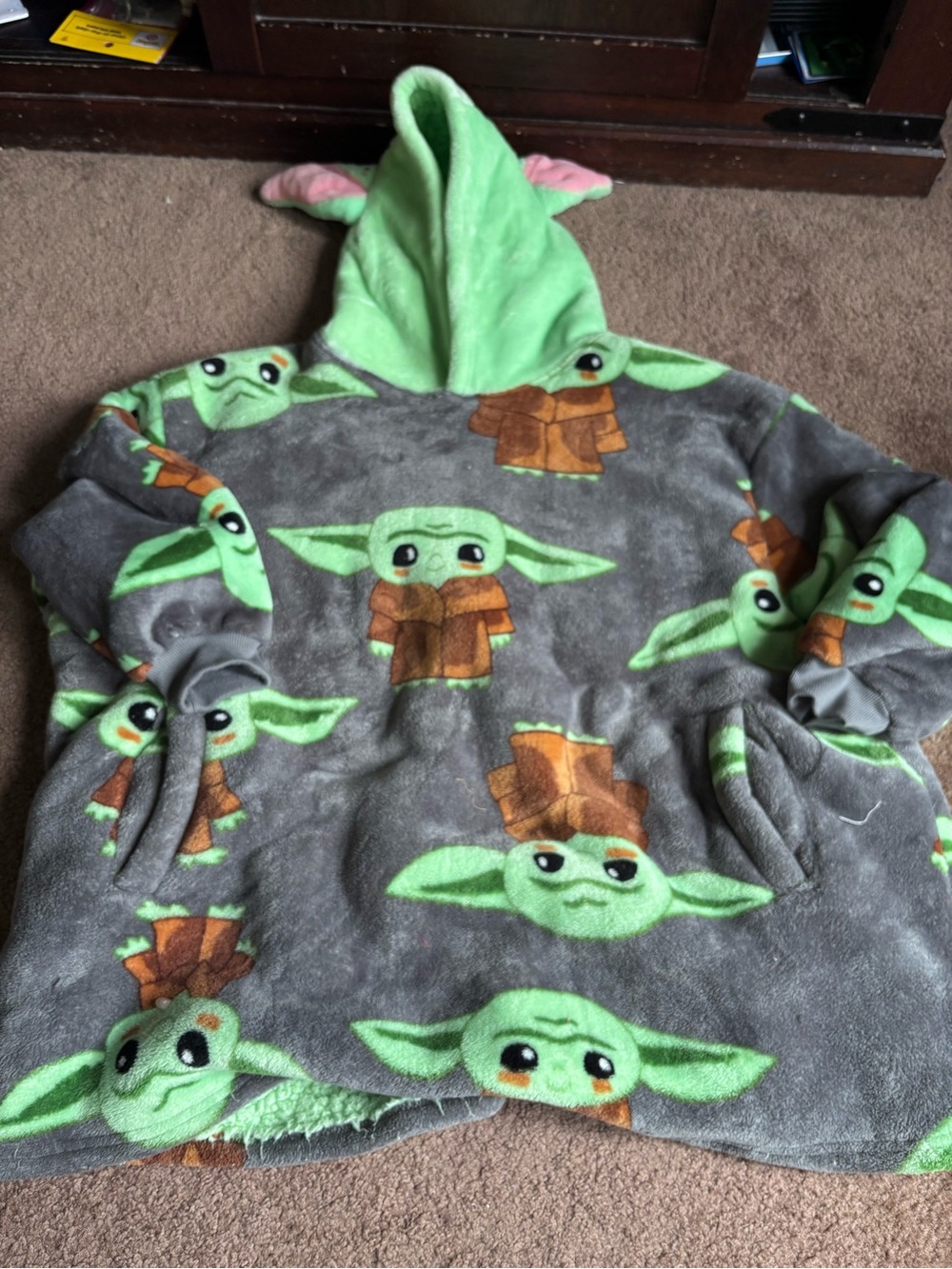 Star Wars The Child (Grogu) Gray and Green Hooded Kids Pajama Robe